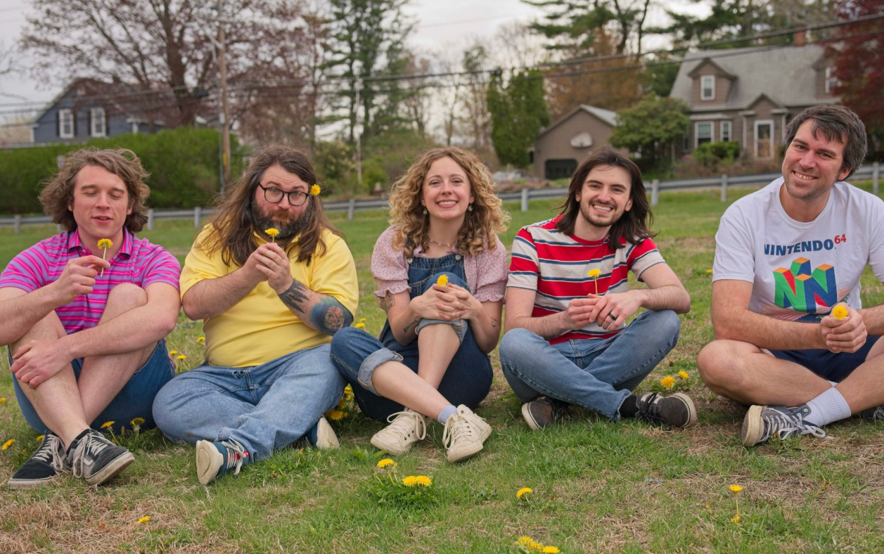 Magnetic & Warm: ‘Baby Steps’ by Avery Markle Hooks Instantly