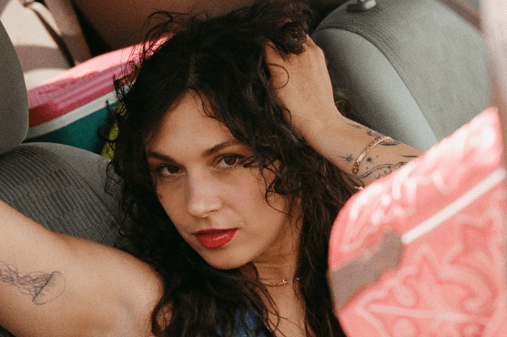 Anna Josephine Lights Up With ‘Gasoline Daydream’ A Folk Pop Gem With Americana&nbsp;Fire