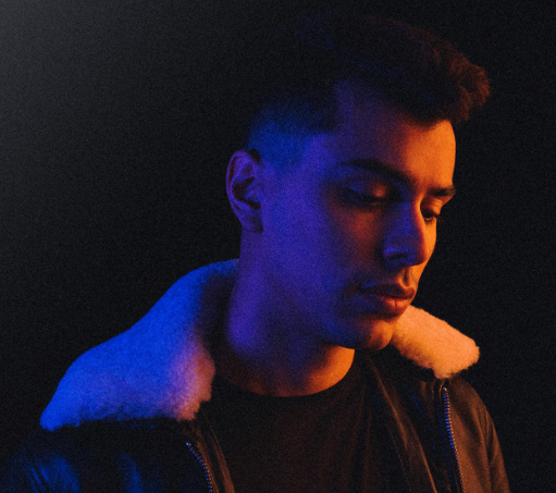 Juani Mingardo Turns Up the Summer Mood with ‘Swing’ and Its Sparkling Pop Groove