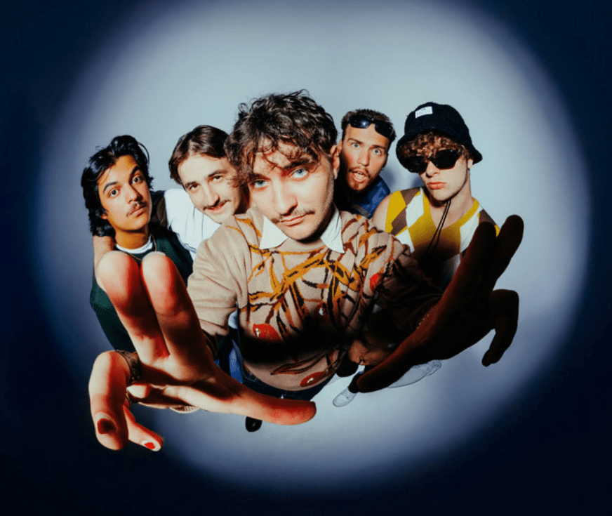 Colleen Ave x Tiana Rosie Captivate with Dreamy, Funk-Infused Vibes on ‘Y.O.Y’