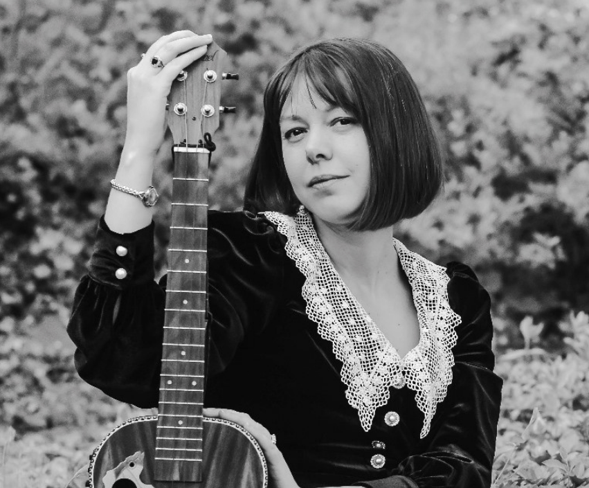 Brew A Cup Of Hot Cocoa With Marshmallows And Turn On New Indie Pop Hit ‘Out Here’ By Dee&nbsp;Dasher