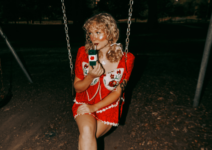 No More Whiskey Songs! Chloe Hoecker Pours Out Pure ‘Apple Juice’ Vibes In Her Country&nbsp;Sound