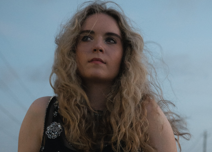First Listen: Jeanie Aird’s “Teenage Dreams” Hits Straight From the Heart
