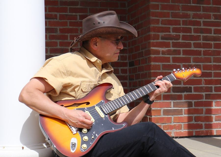 Aric Coyote Wraps “Cradle in Your Arms” in Acoustic Warmth